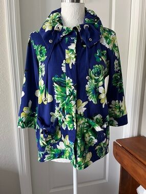 The Good Fortune Floral Drawstring  W Snaps Vibrant Floral Pockets NWOT